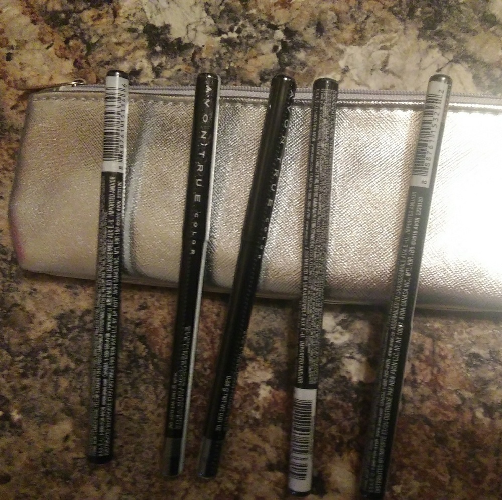 5 Glimmerstick diamonds eye liner